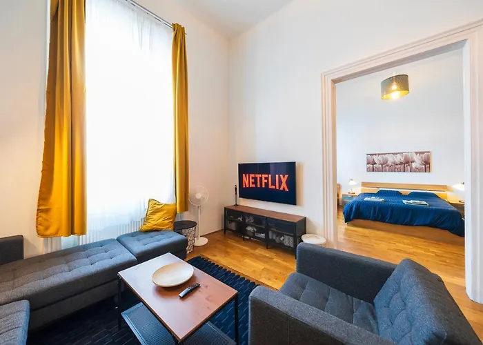 شقة Shining Bright Two Bedroom Next To Andrassy Ave *